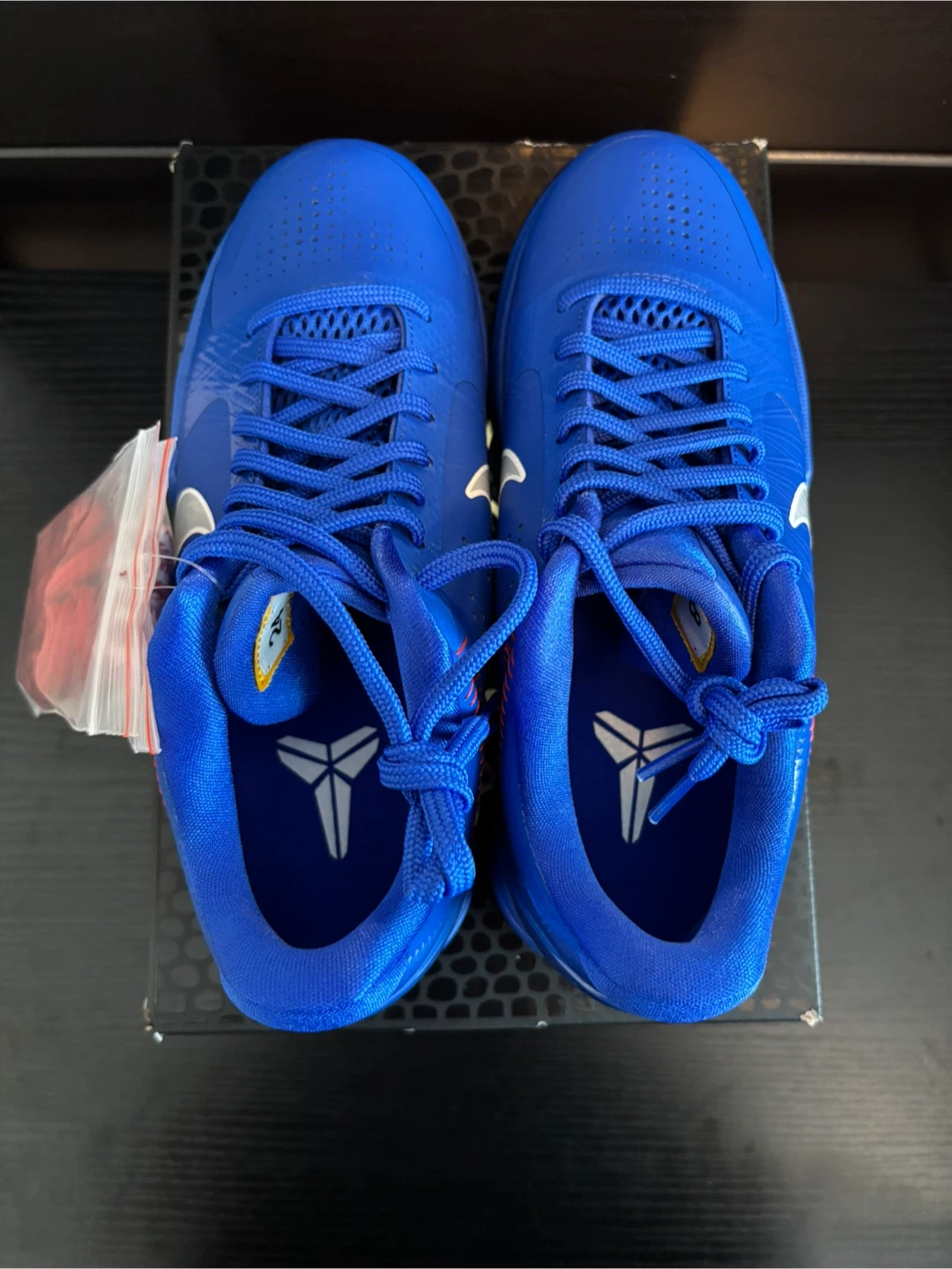 Kobe 5 Dodgers size 6.5y - photo 2