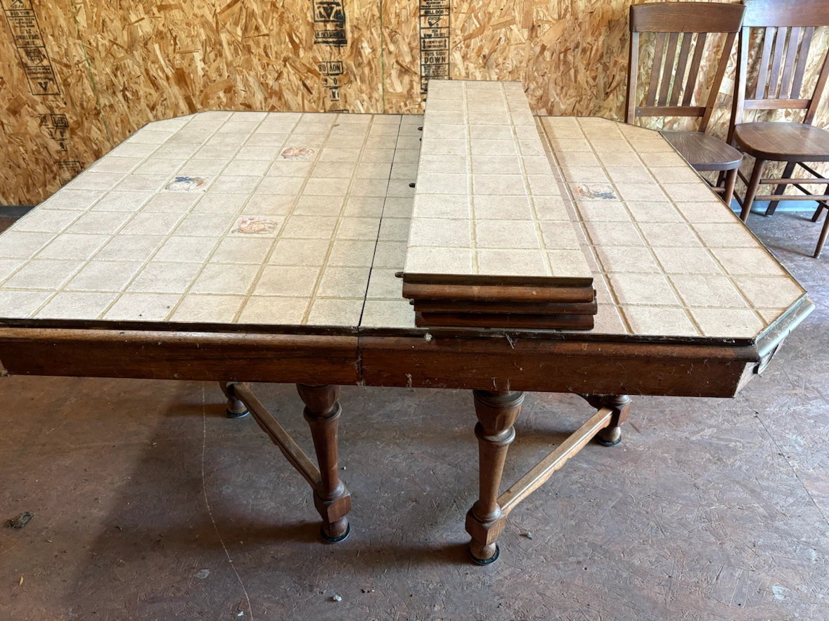 Tile Top Dining Table with Leaf Inserts - photo 4