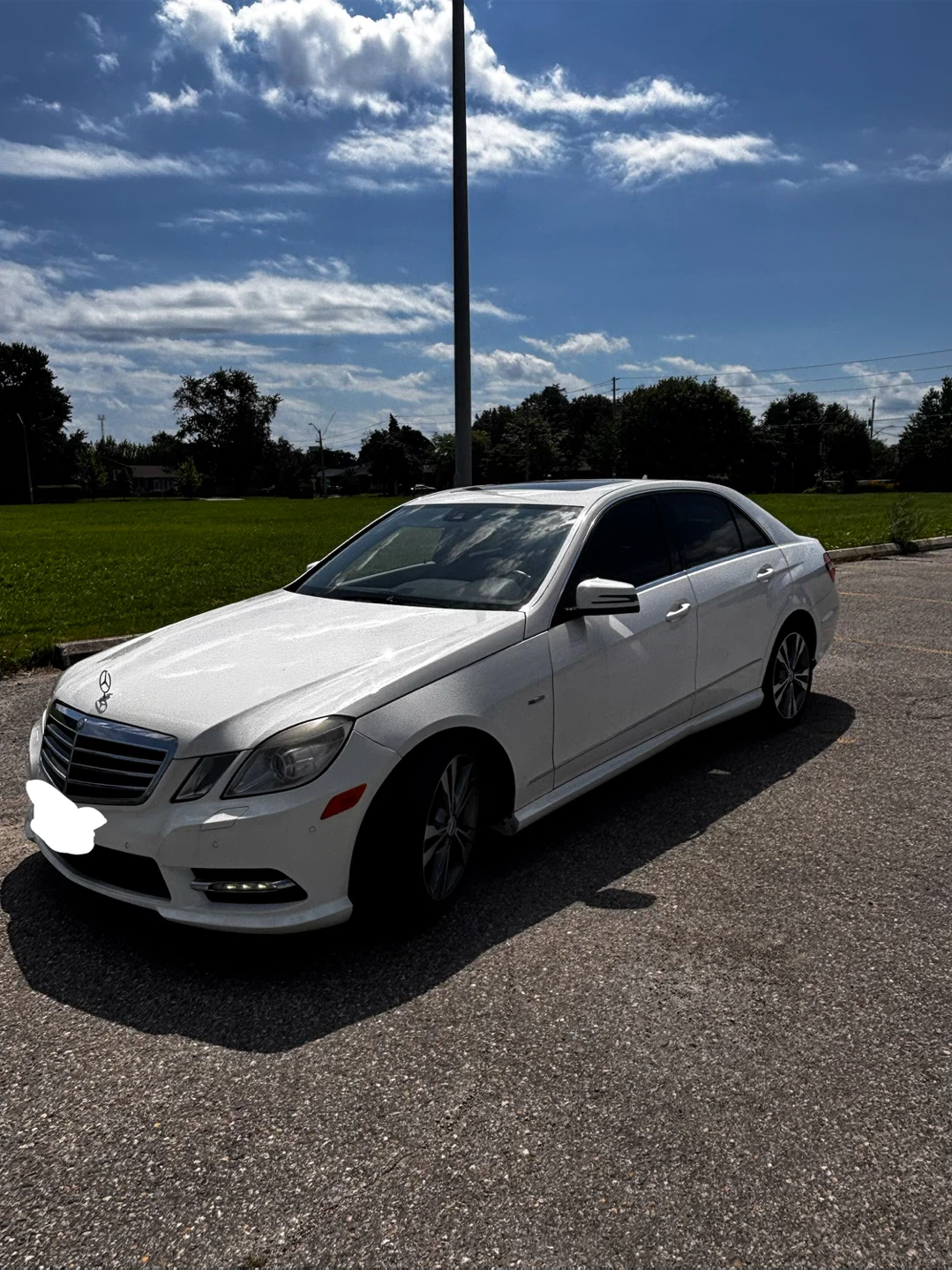 Mercedes-Benz E300 4MATIC - photo 2