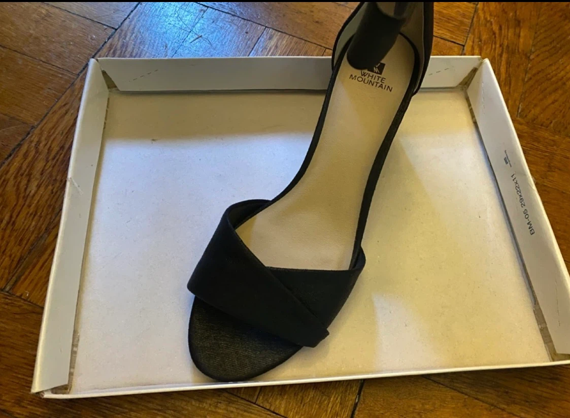 White Mountain Black Wedge Sandals - photo 5