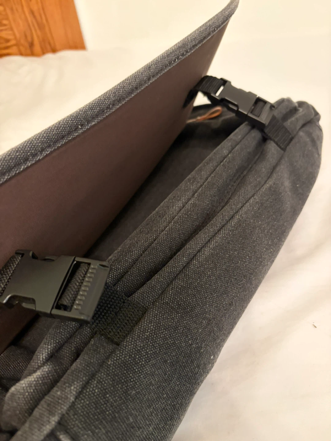 Estare Messenger Bag - photo 3