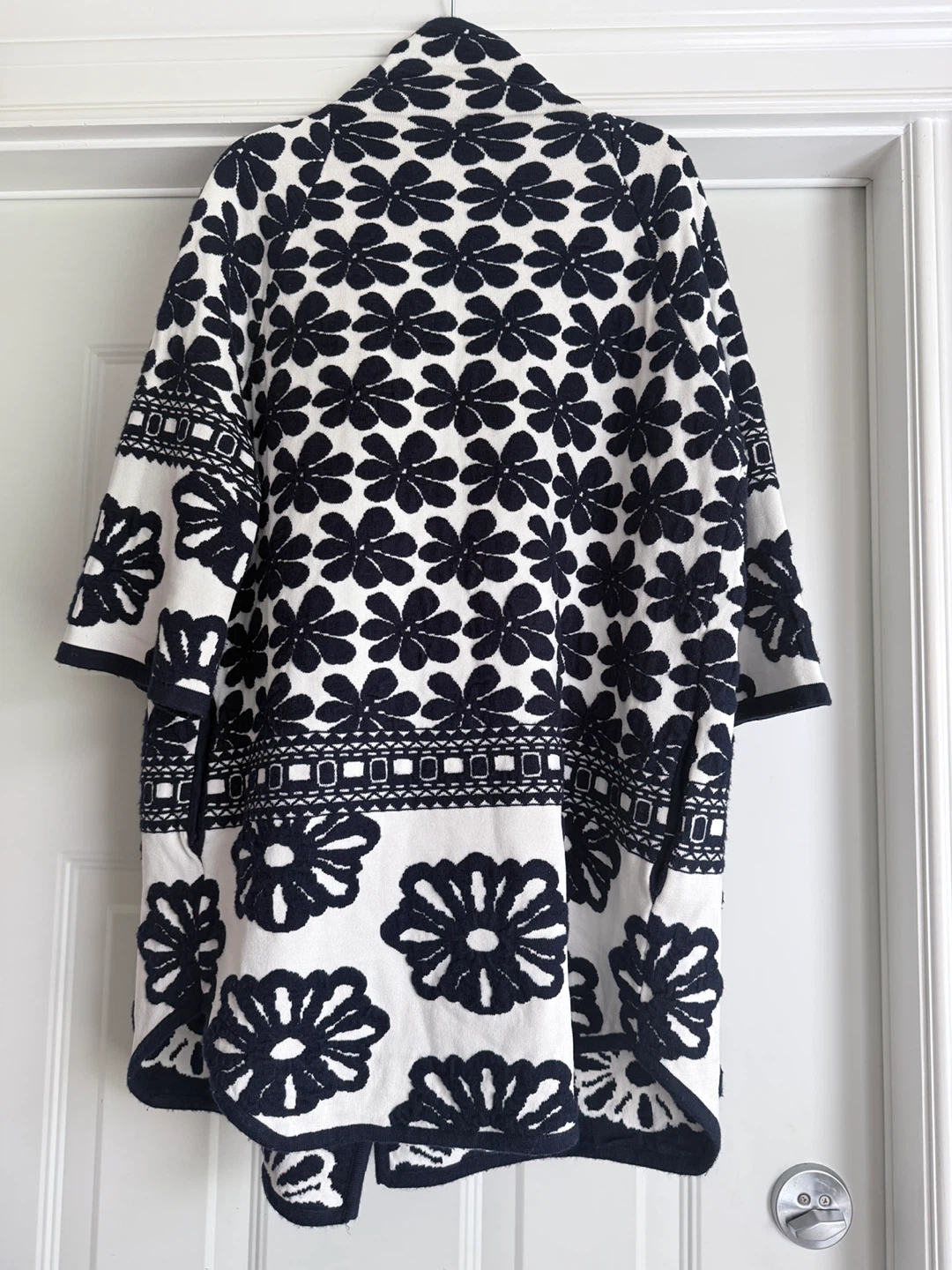 BB.GG Paris Women's Navy & White Floral Cardigan - photo 5