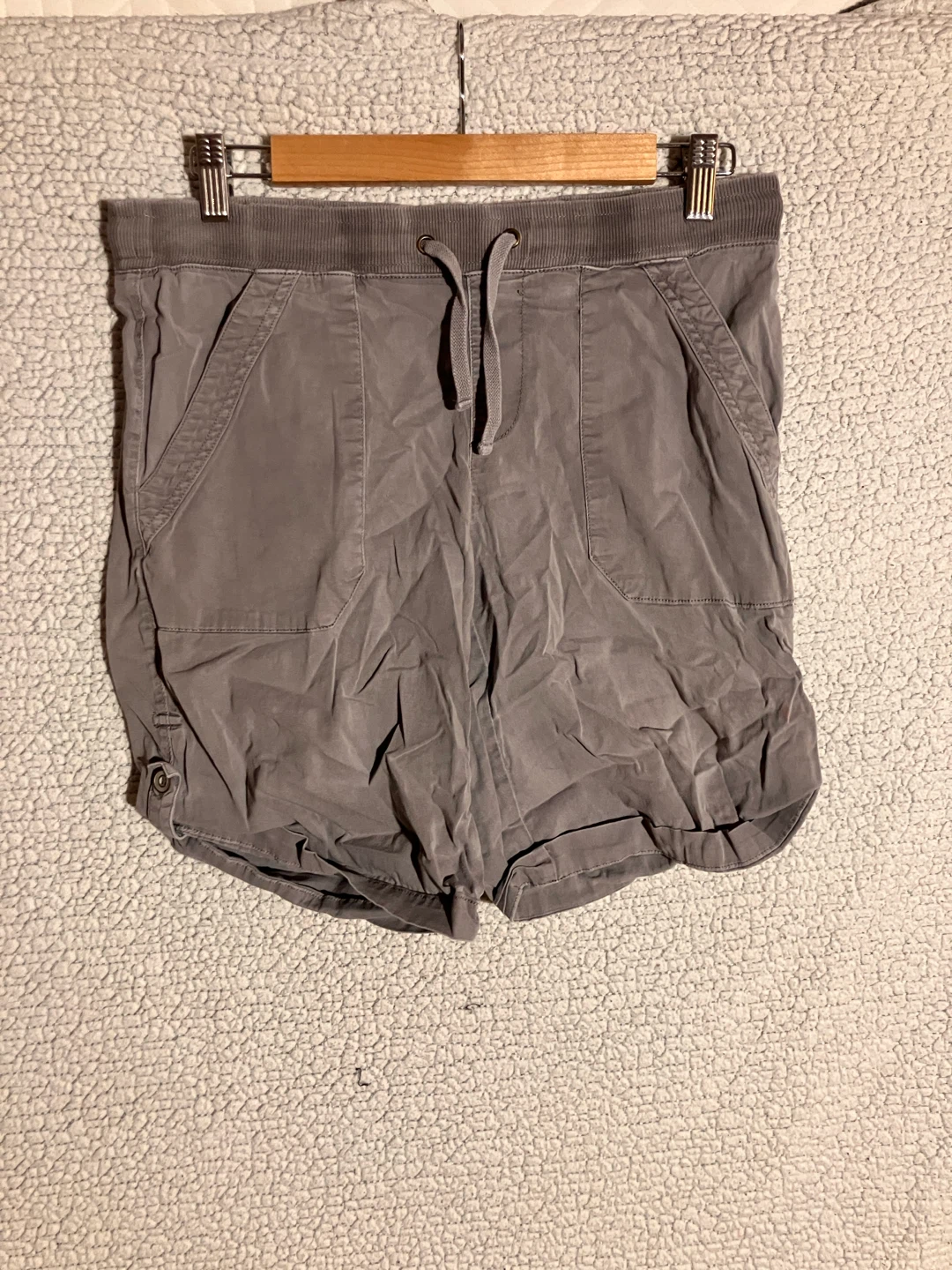 Denver Hayes Grey Cargo Shorts