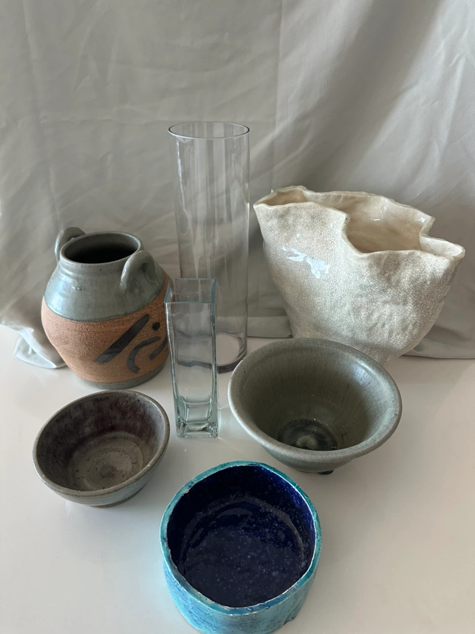 Assorted Ceramic Bowls and Glass Vases - photo 3