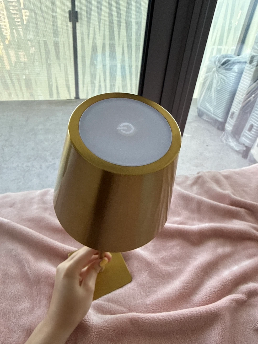 Gold Metal Table Lamp - photo 2