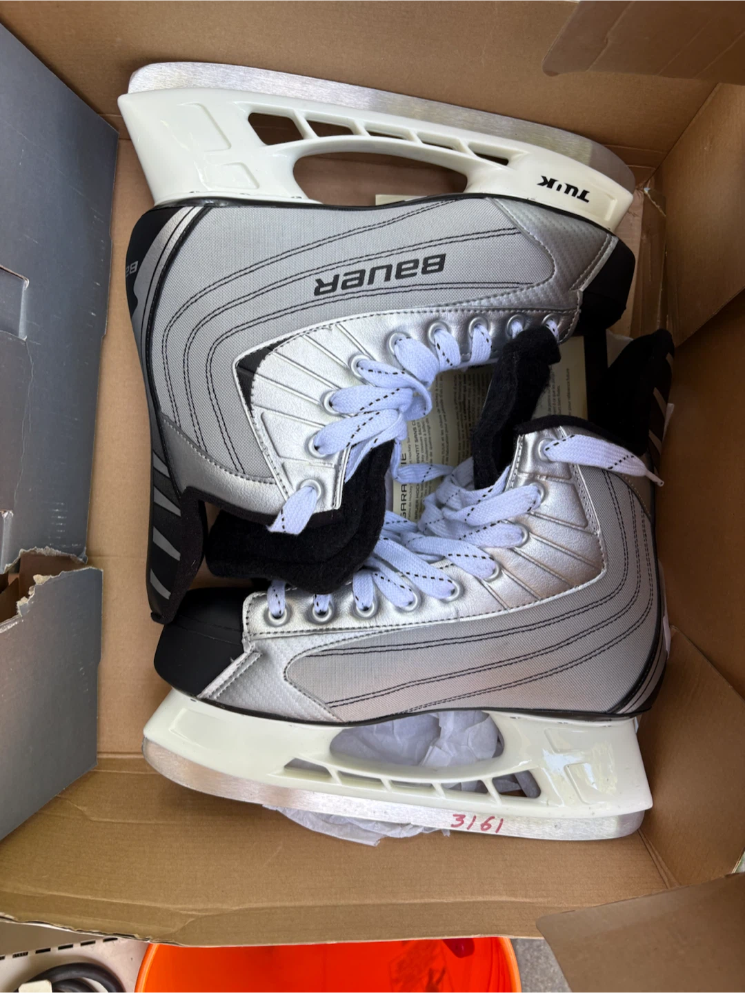 Bauer Hockey Skates - size 8