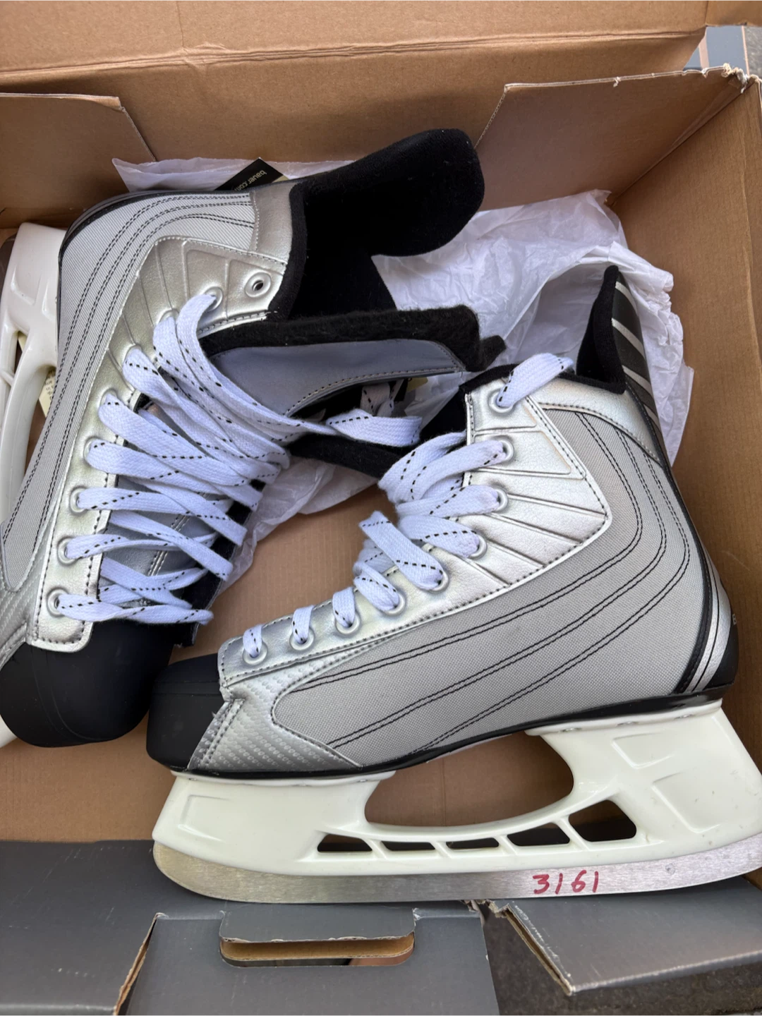 Bauer Hockey Skates - size 8 - photo 5