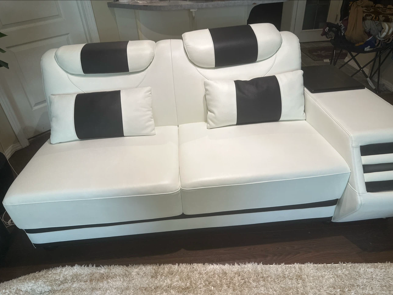 White and Black Modern Sofa Set - photo 3