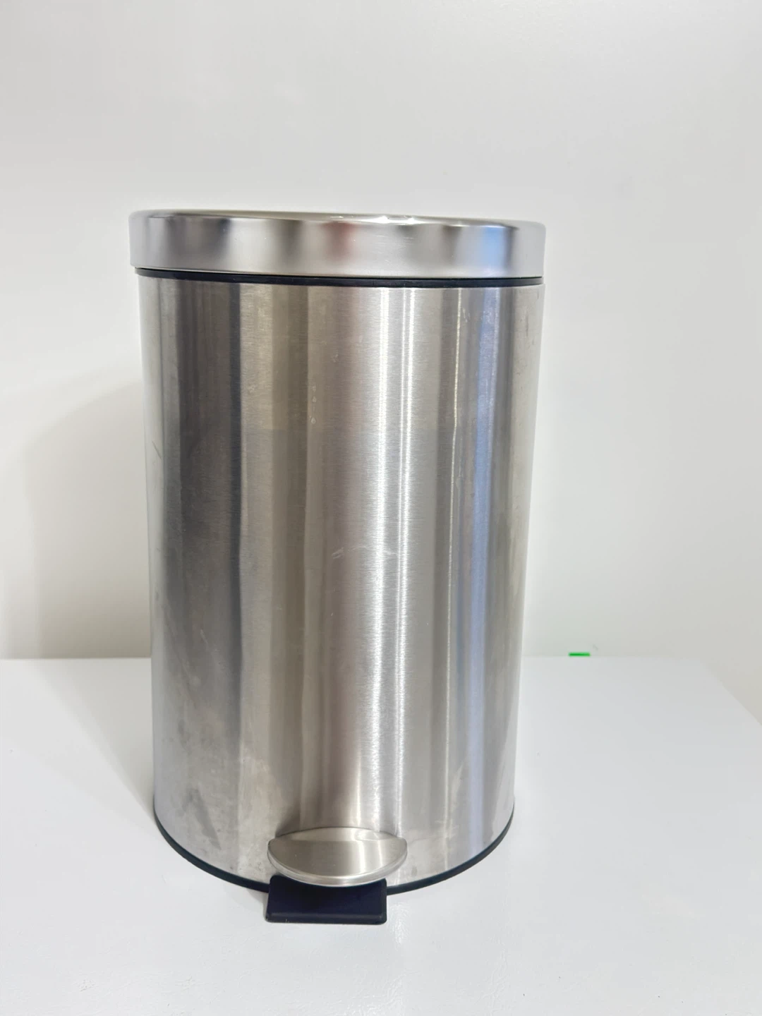 Stainless Steel Pedal Trash Can with Inner Bucket