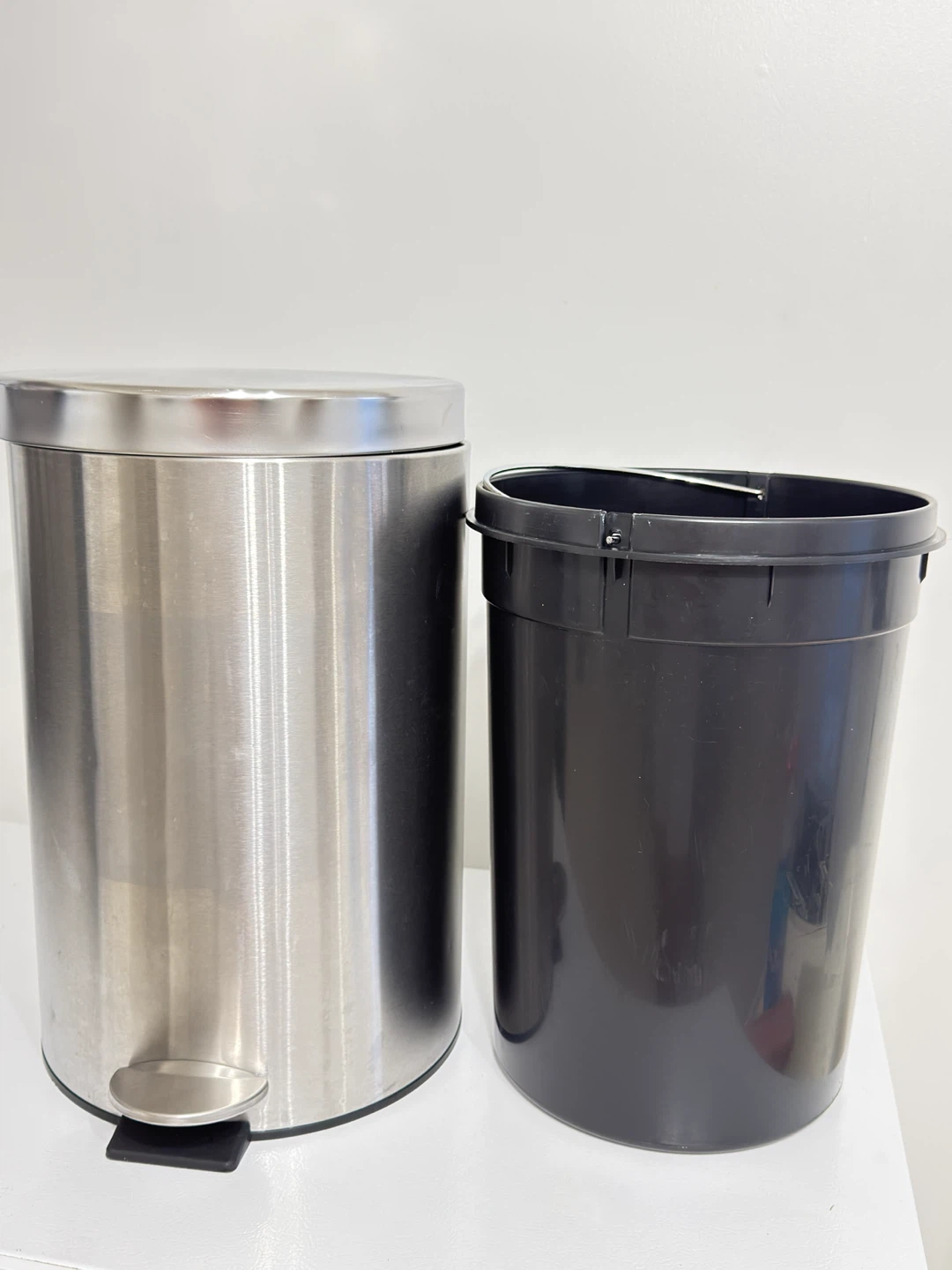 Stainless Steel Pedal Trash Can with Inner Bucket - photo 4