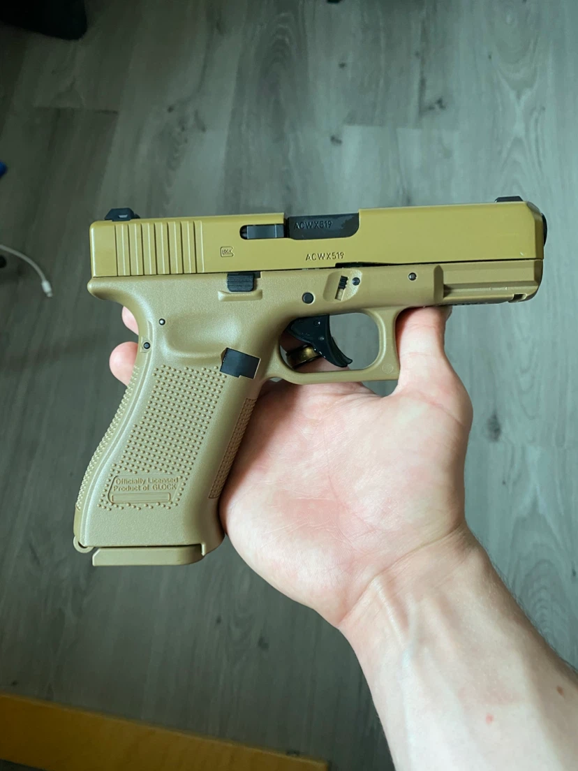 Glock 19x with Blowback + Extras - photo 3