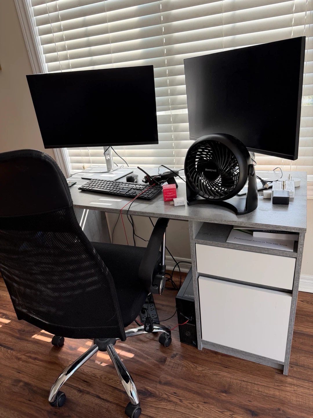 Honeywell Personal Desk