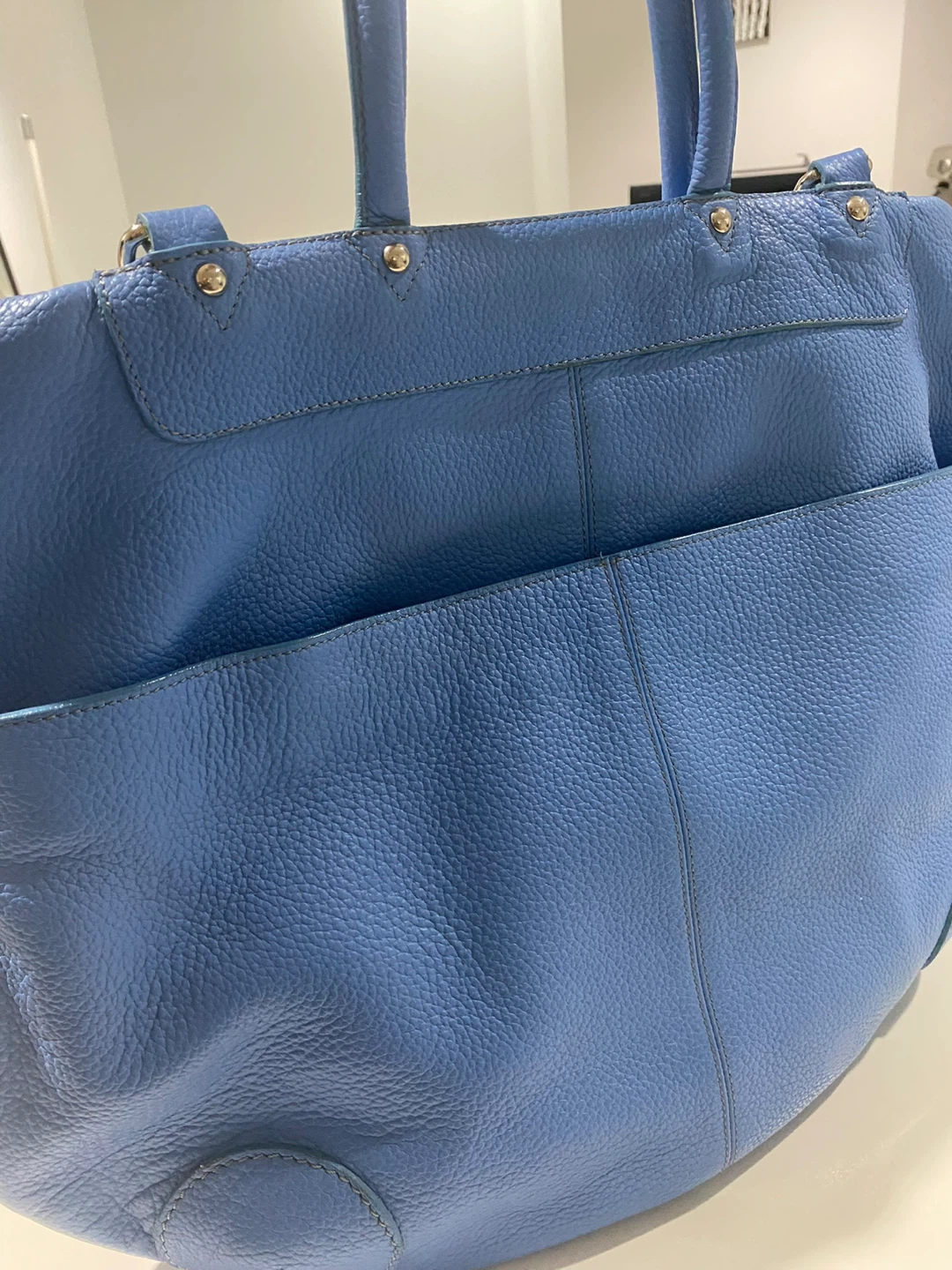 Leather bag
