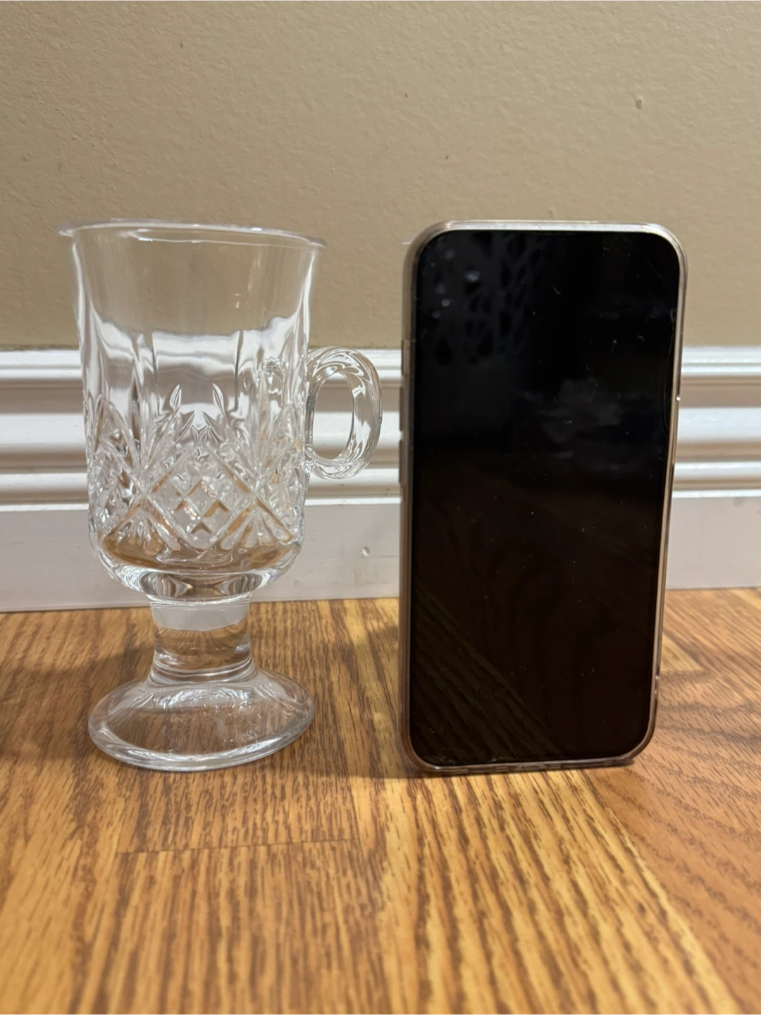 Set of 4 Clear Glass Footed Mugs - photo 4