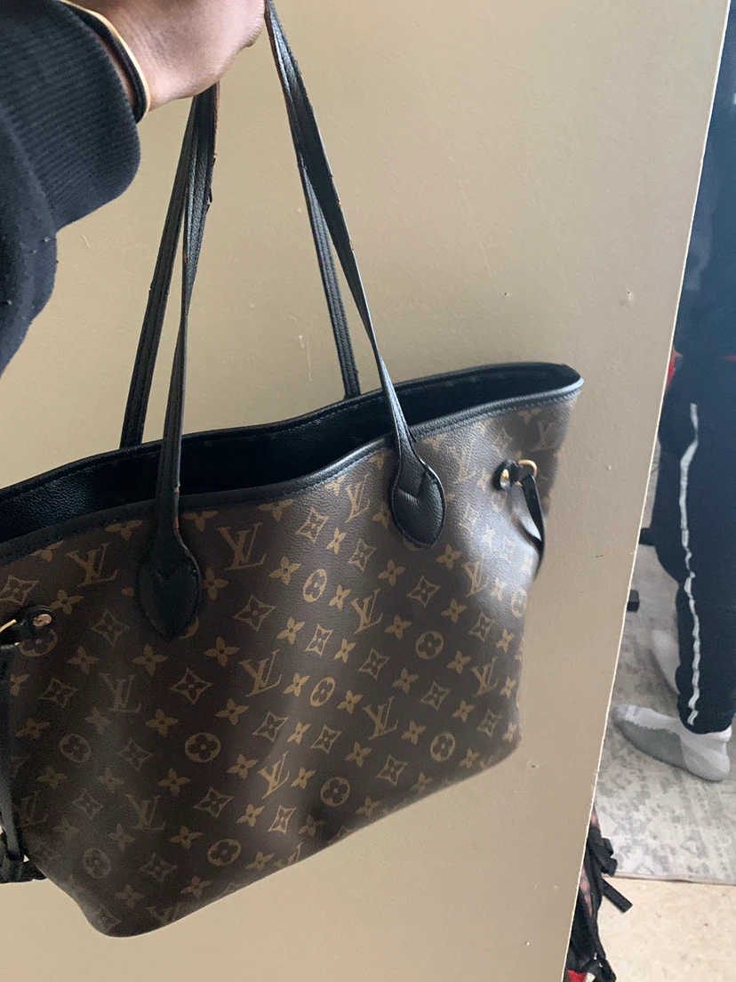 Louis Vuitton Monogram Tote Bag - photo 2