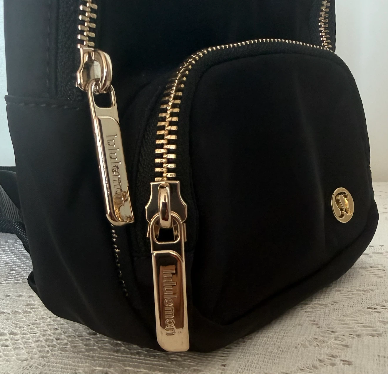 Lululemon Mini Backpack💰Accepting Fair Offers -Authentic - photo 4