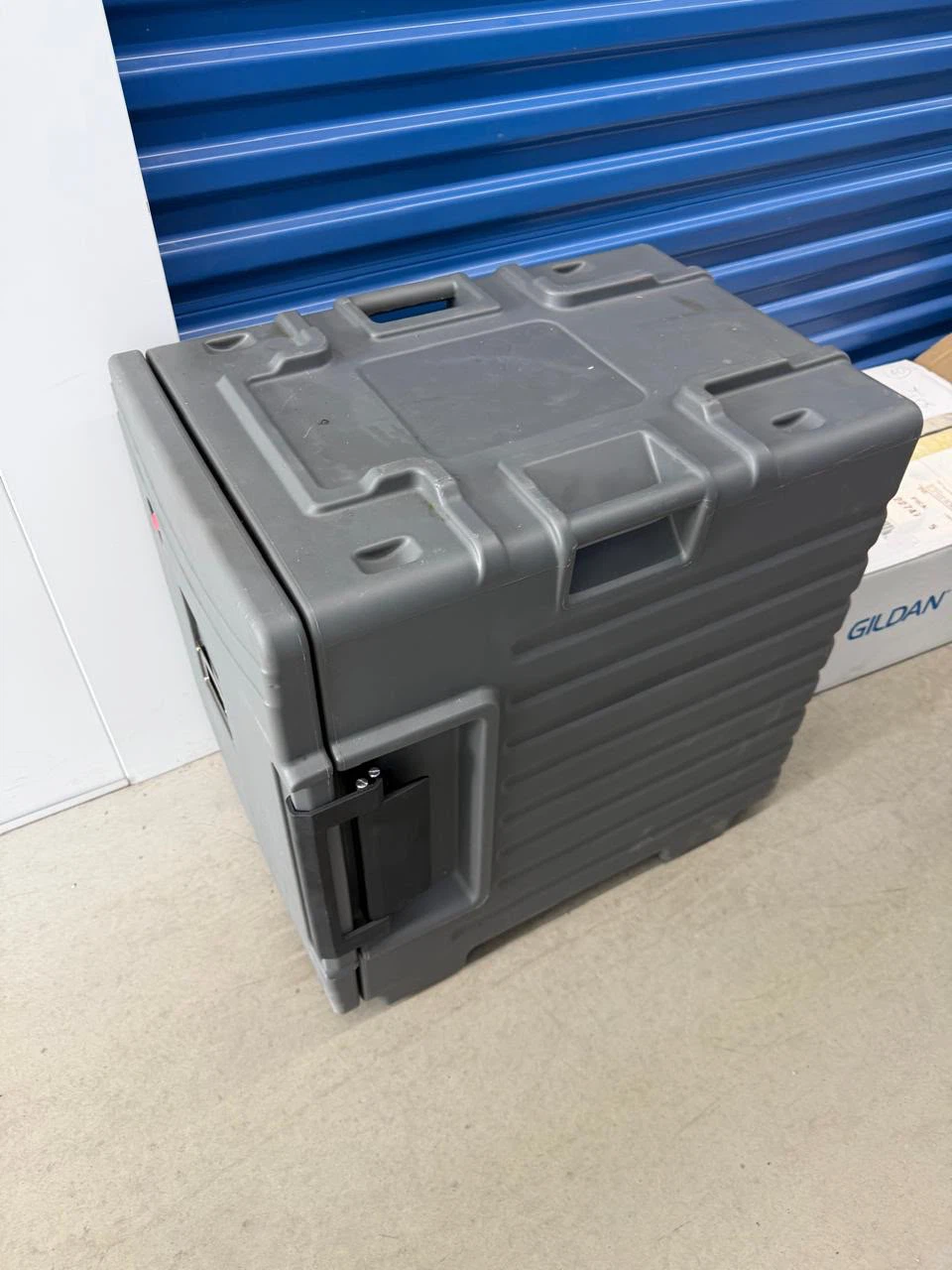Grey Insulated Food Carrier Case