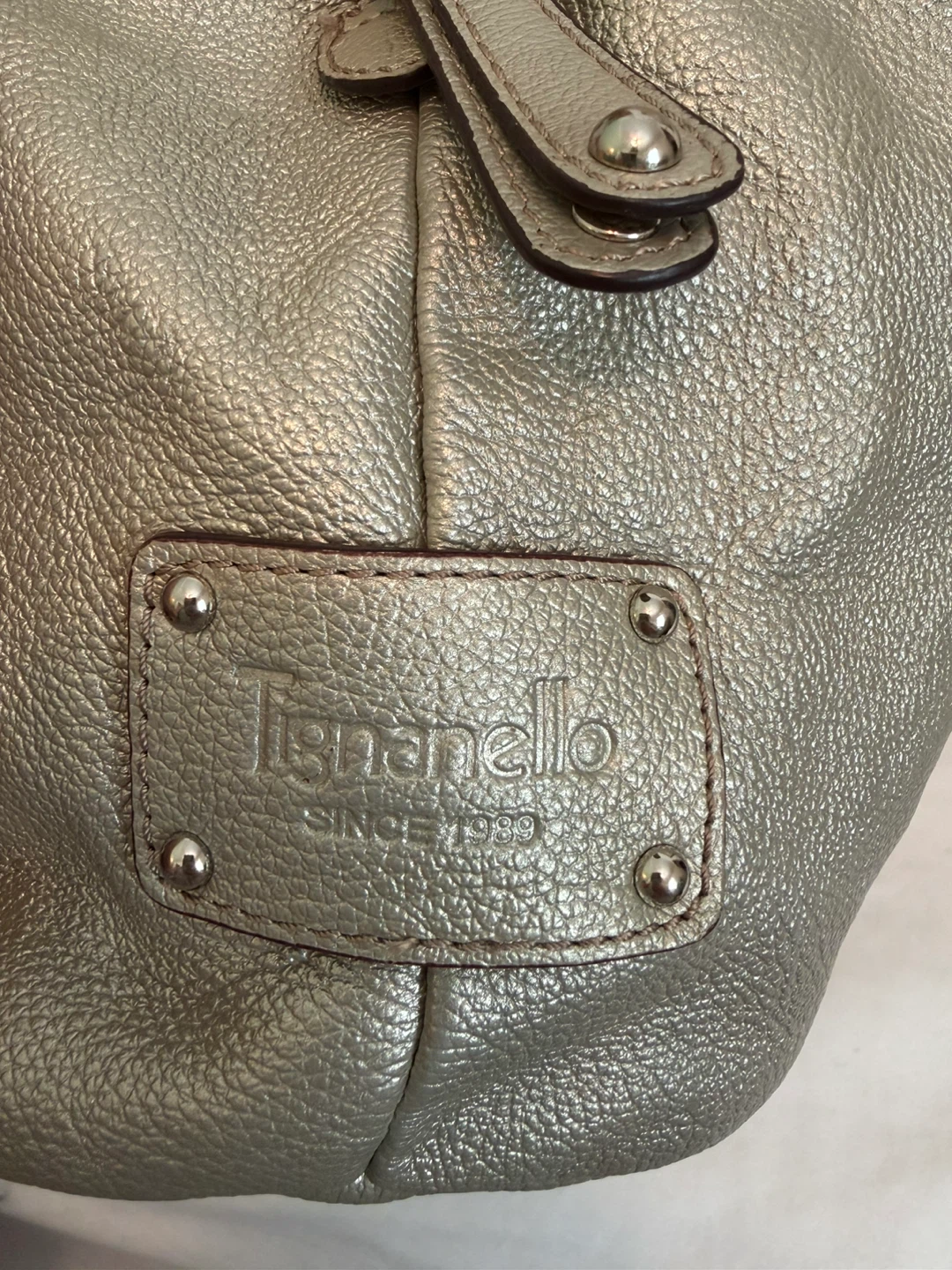 Tignanello Silver Leather Hobo Handbag - photo 4