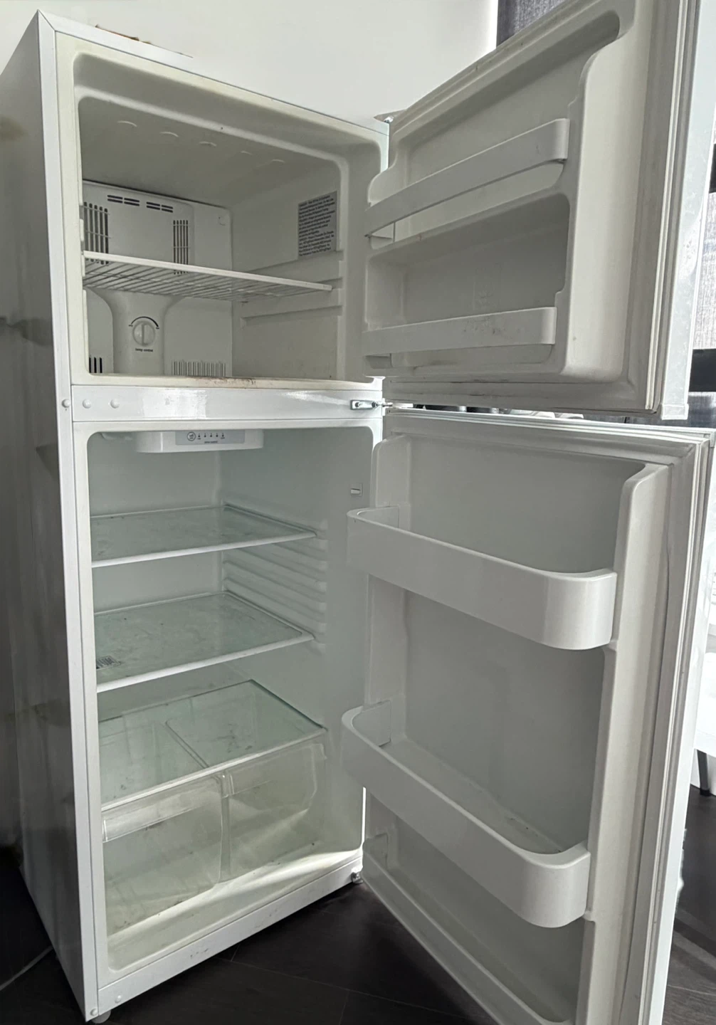 Frigidaire Refrigerator