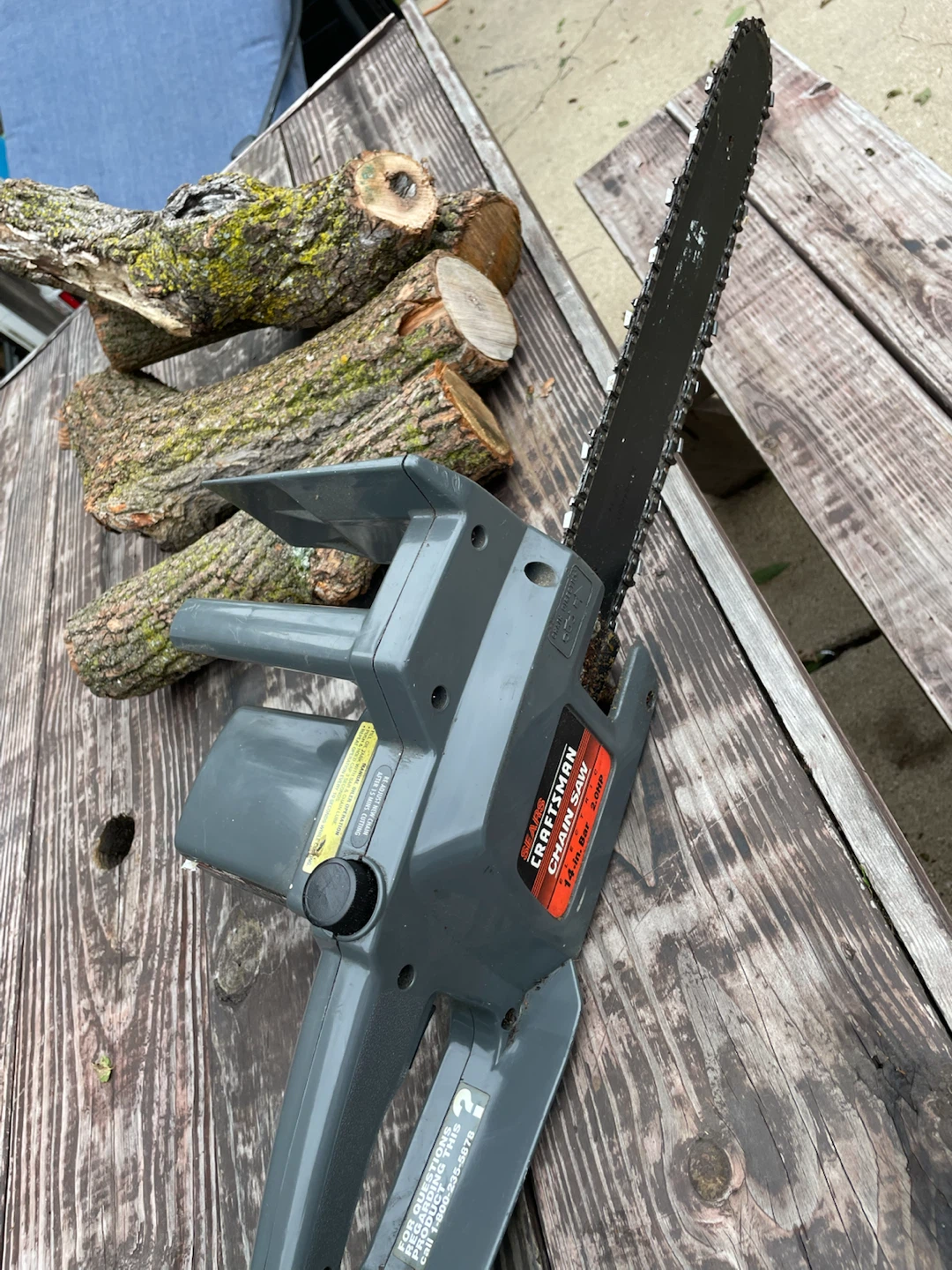 Craftsman 14-in Bar Chainsaw - 2.0 HP - photo 2