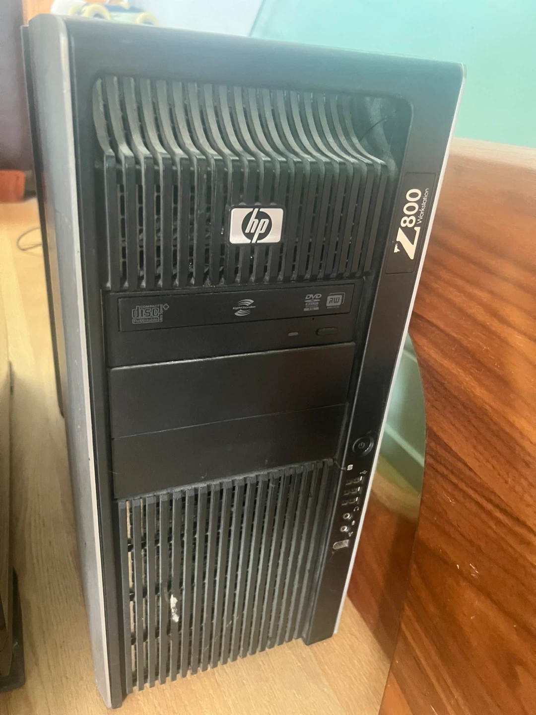 HP Z800 Workstation Desktop Computer