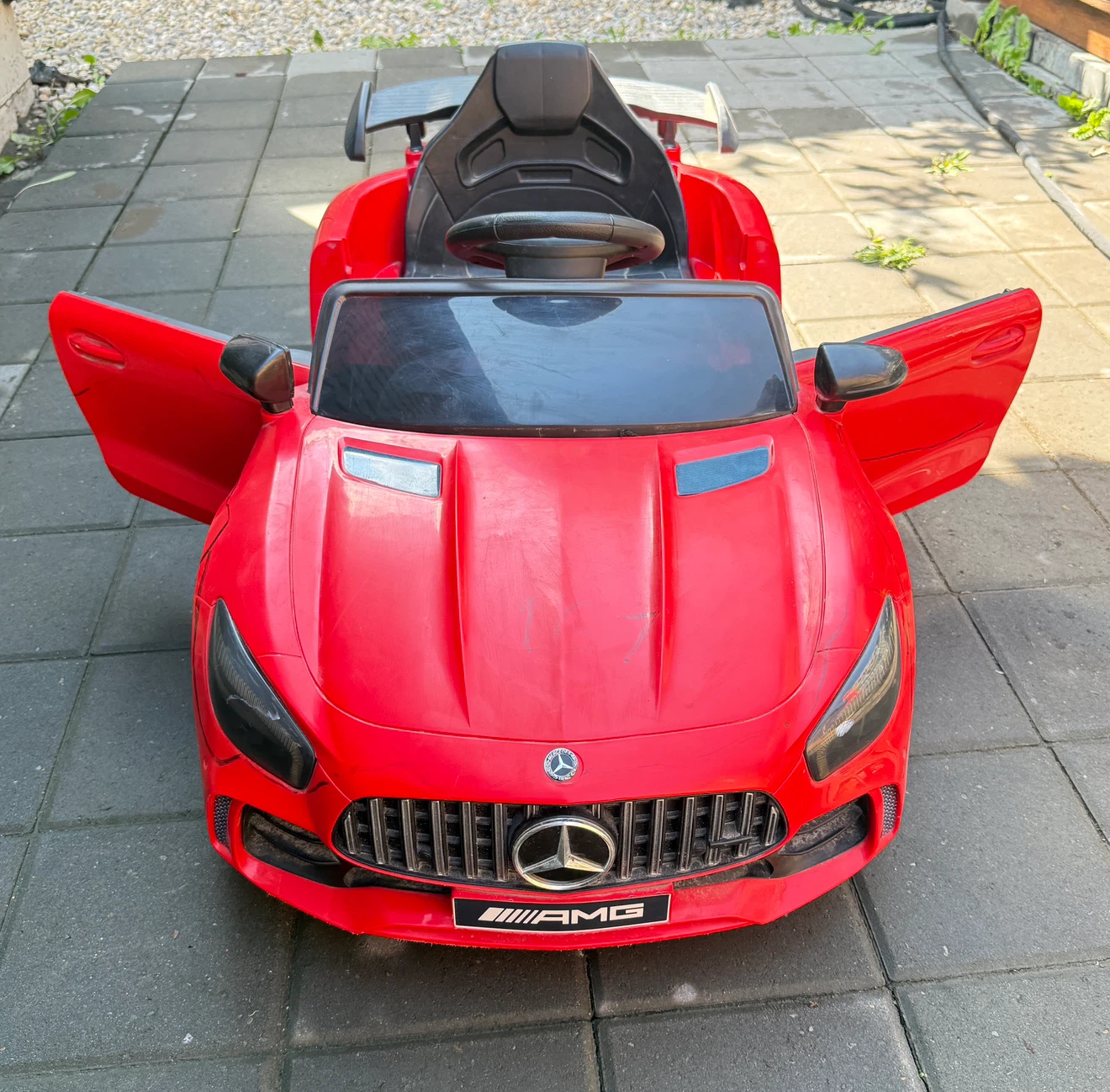 Kids Ride-On Mercedes-AMG GT Car