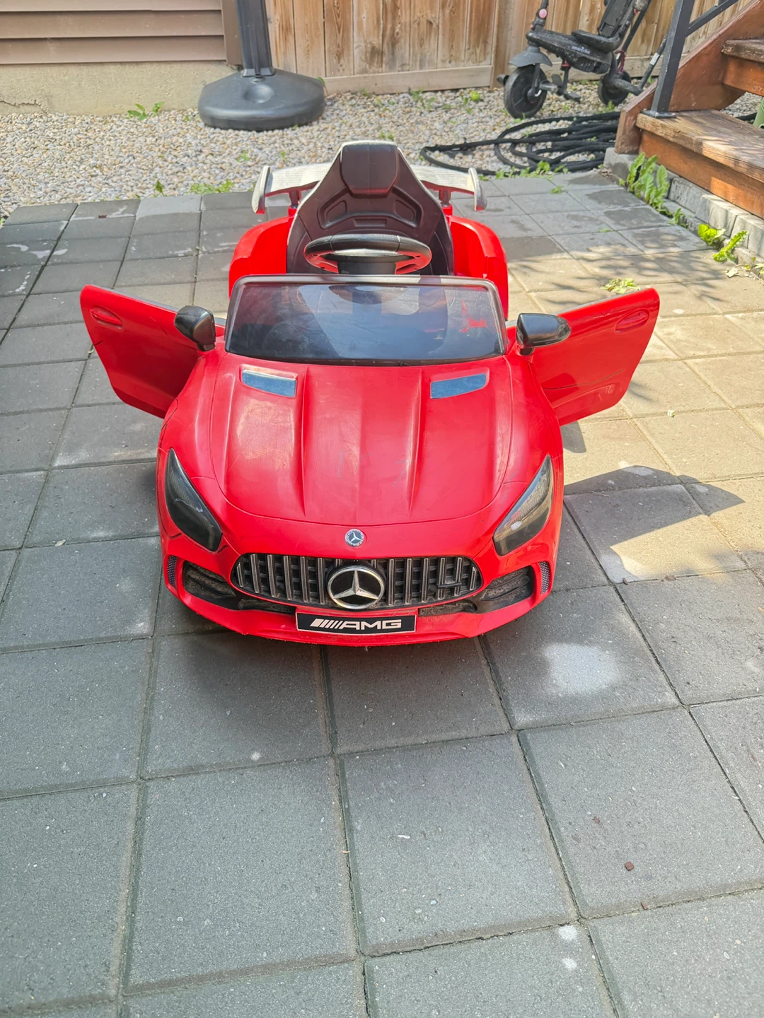 Kids Ride-On Mercedes-AMG GT Car - photo 2