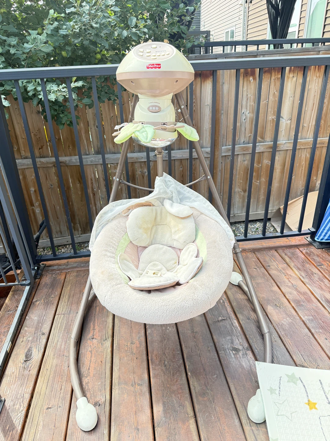 Fisher-Price Baby Swing - photo 2