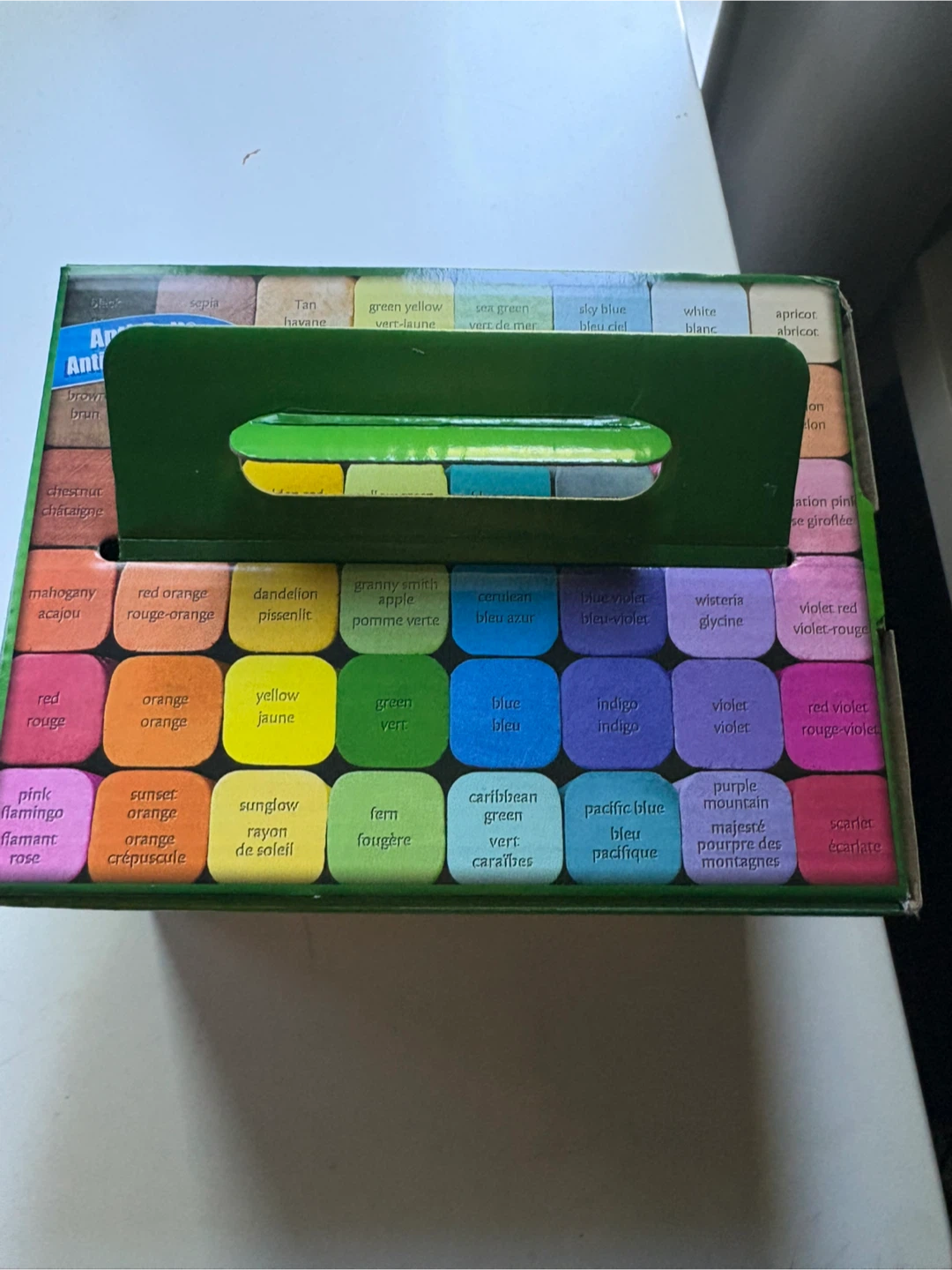 UNOPENED/NEW Crayola chalk- 48 colours