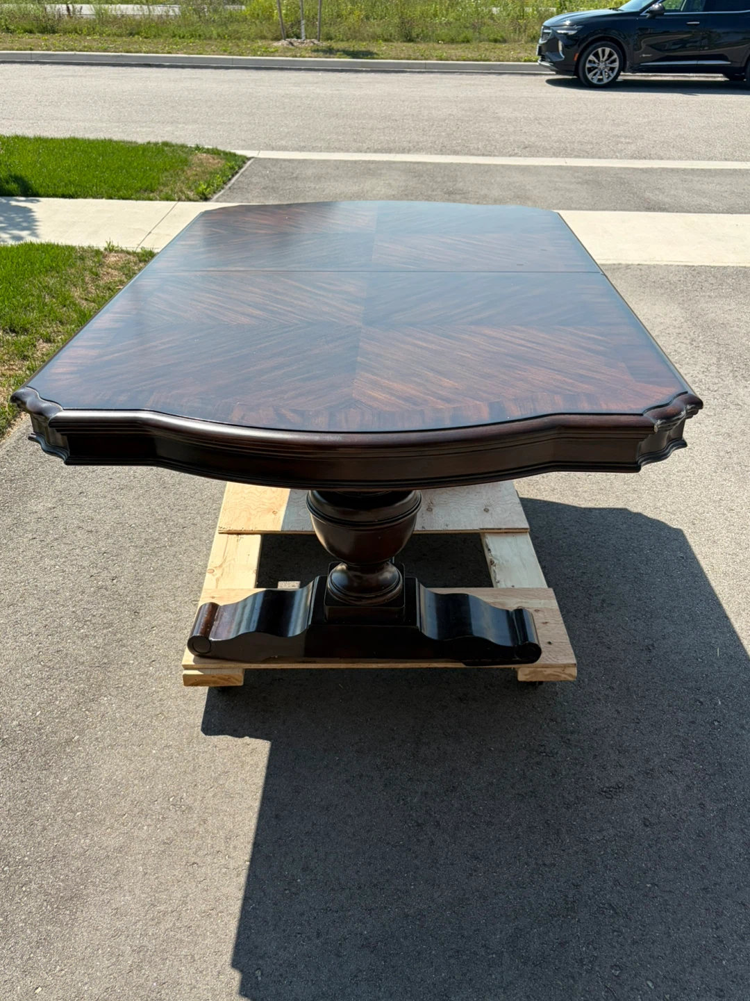 Dinning room table - photo 2