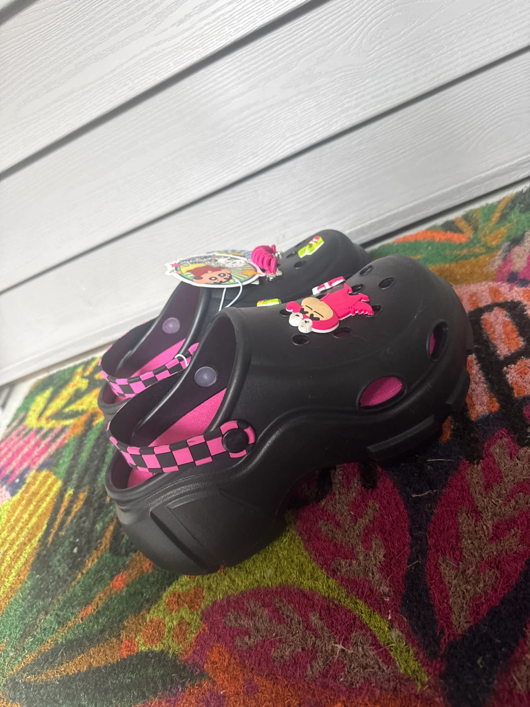 Black Platform Crocs with Pink Accents - photo 4