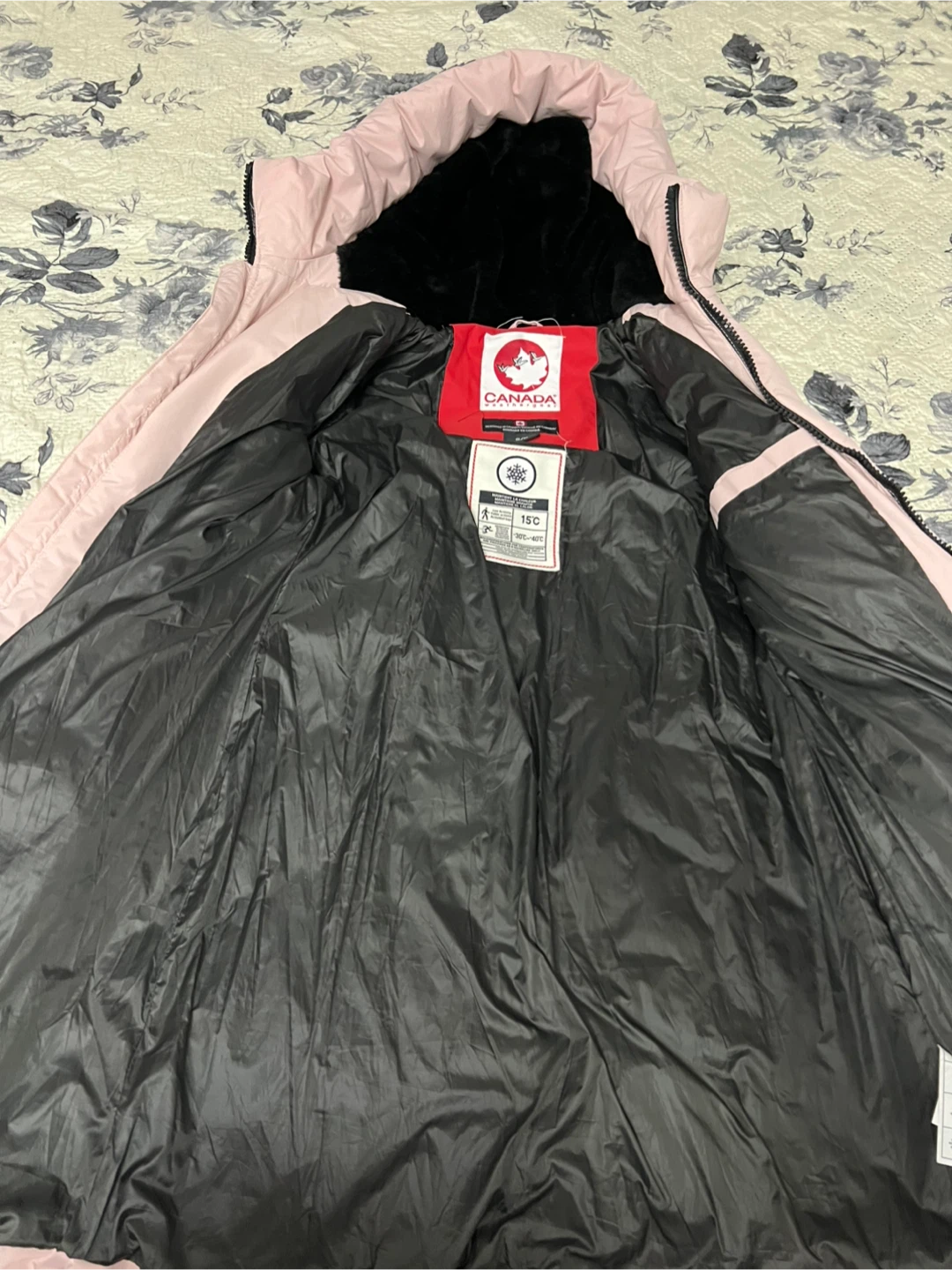 Canada weather Puffer Jacket - Pink - Women's Small - photo 2