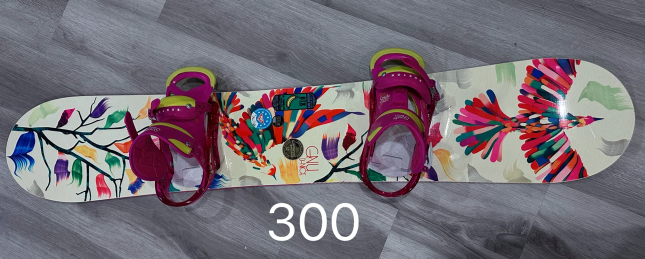GNU D-Nice Snowboard with Burton Scribe Bindings