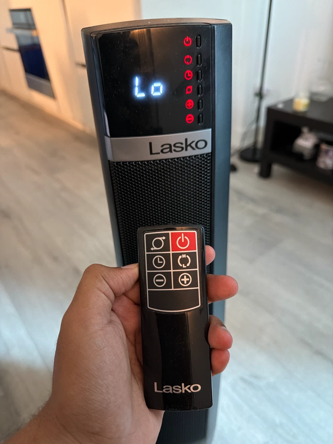 Lasko Digital Tower Heater - photo 3