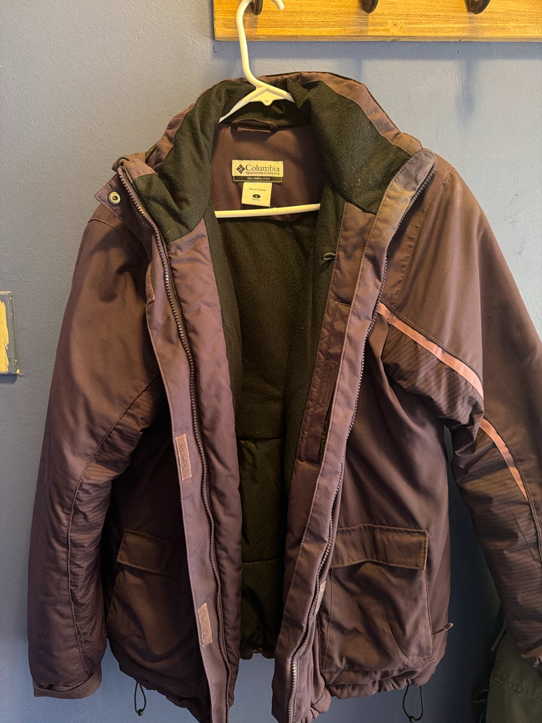 Columbia Women's Purple Winter Jacket - Size L