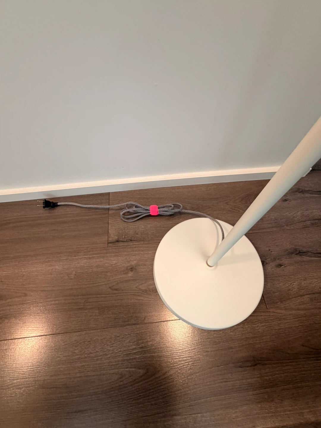 Ikea White Floor Lamp - photo 2