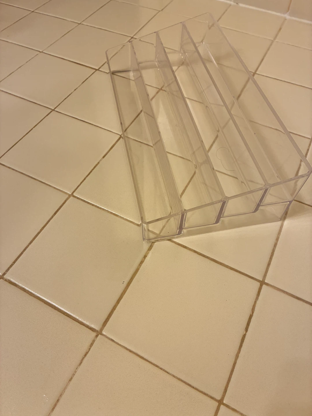 Clear Plastic 4-Compartment Organizer Tray