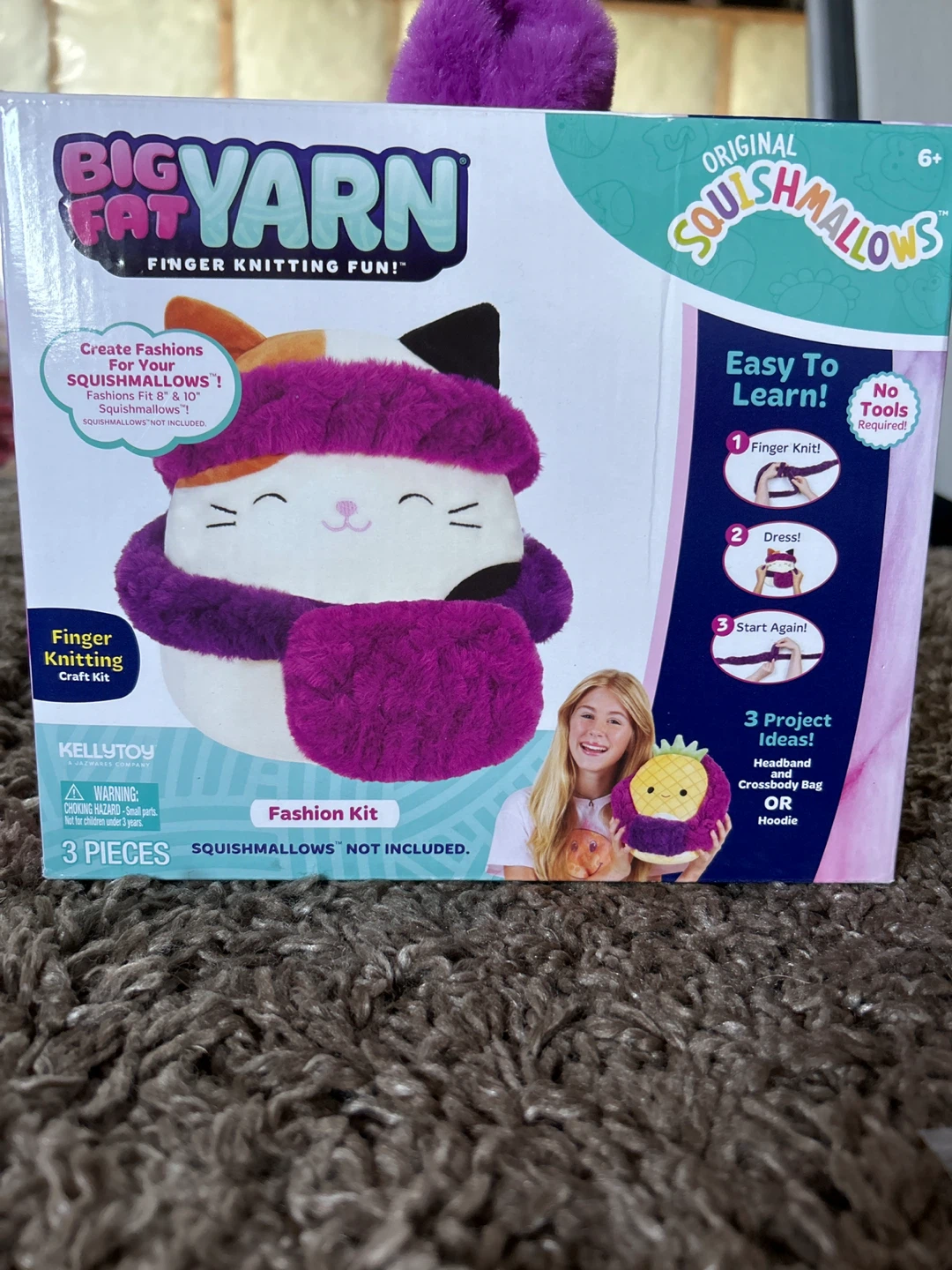 Big fat yarn finger knitting fun