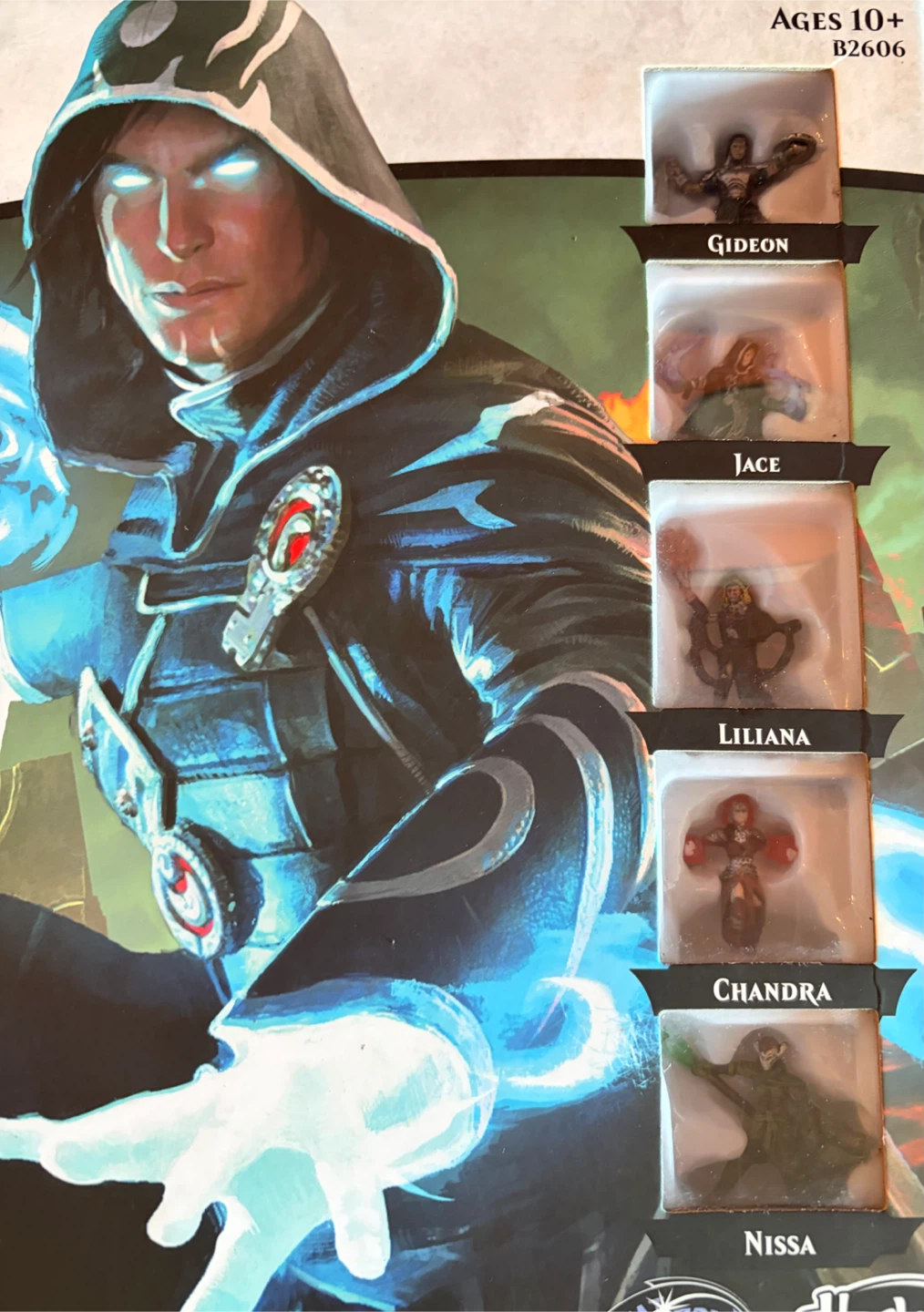 Magic: The Gathering Arena of the Planeswalkers Board Game - photo 3