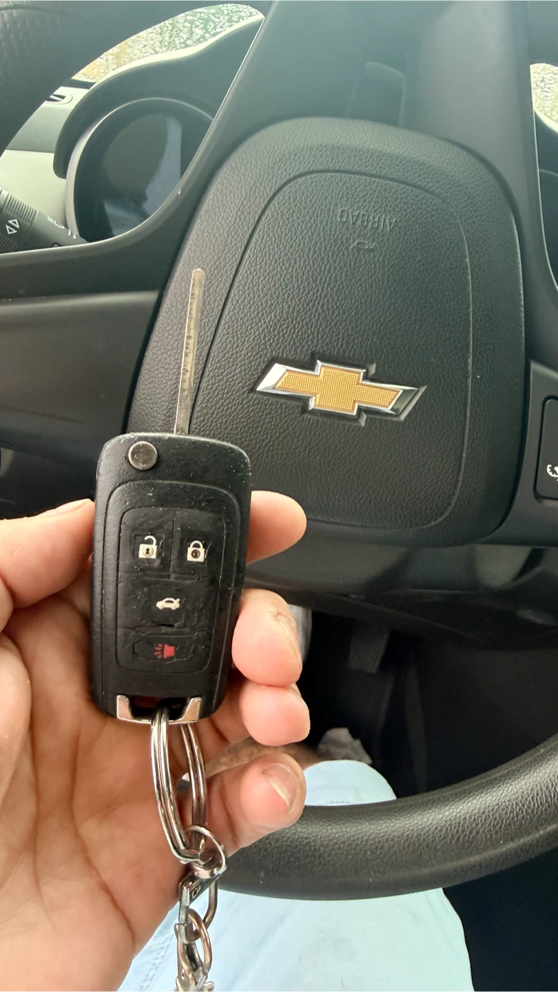 2012 Chevrolet Cruze Sedan - photo 2
