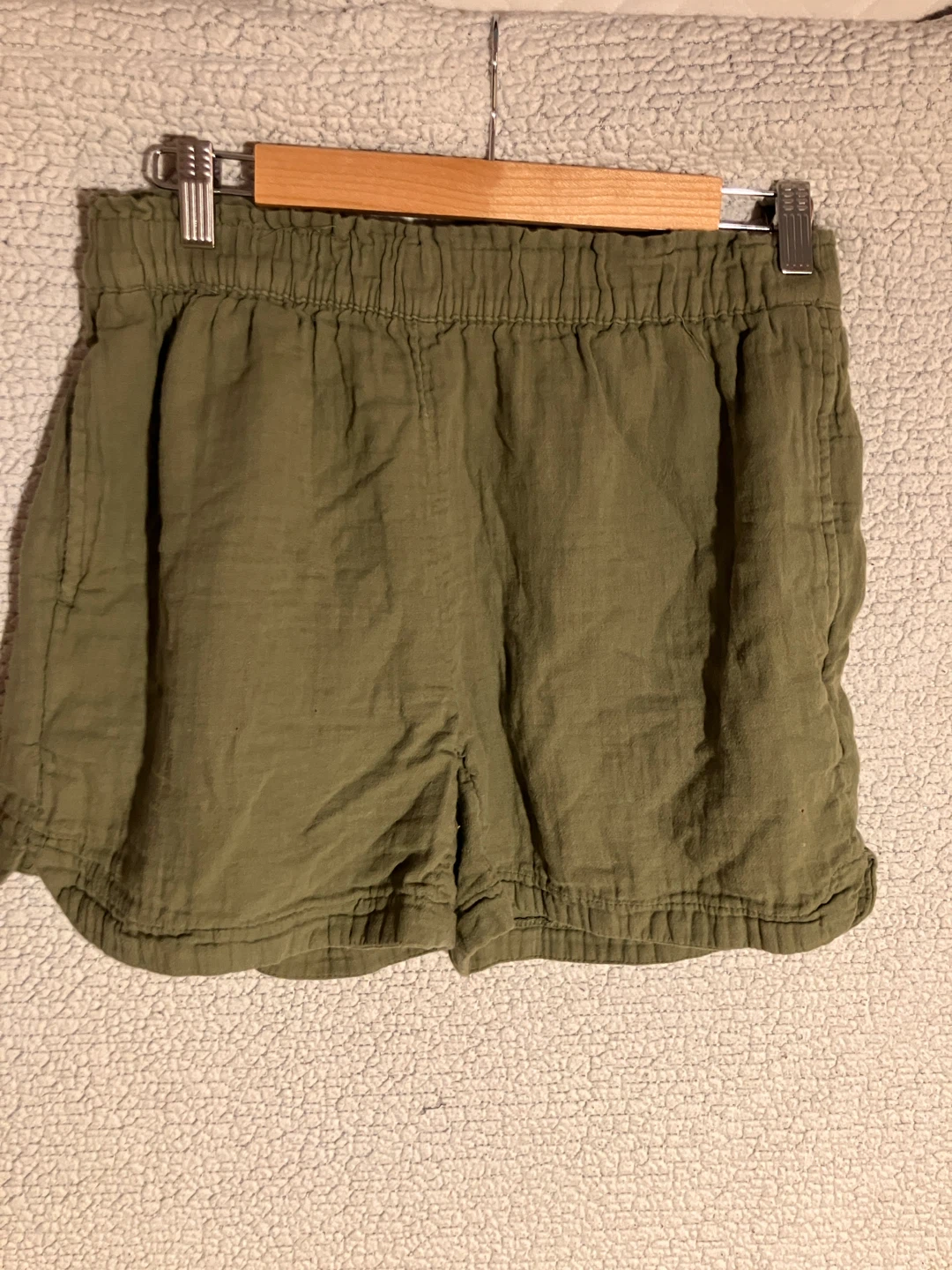 Old Navy Comfort Waistband Shorts - Size M
