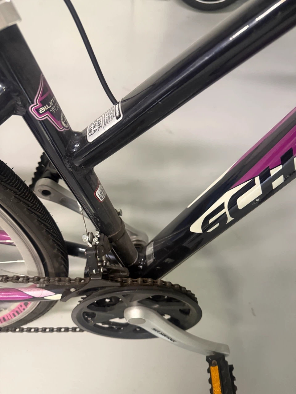 Schwinn GTX 3 Women's 7-Speed Bicycle - photo 5