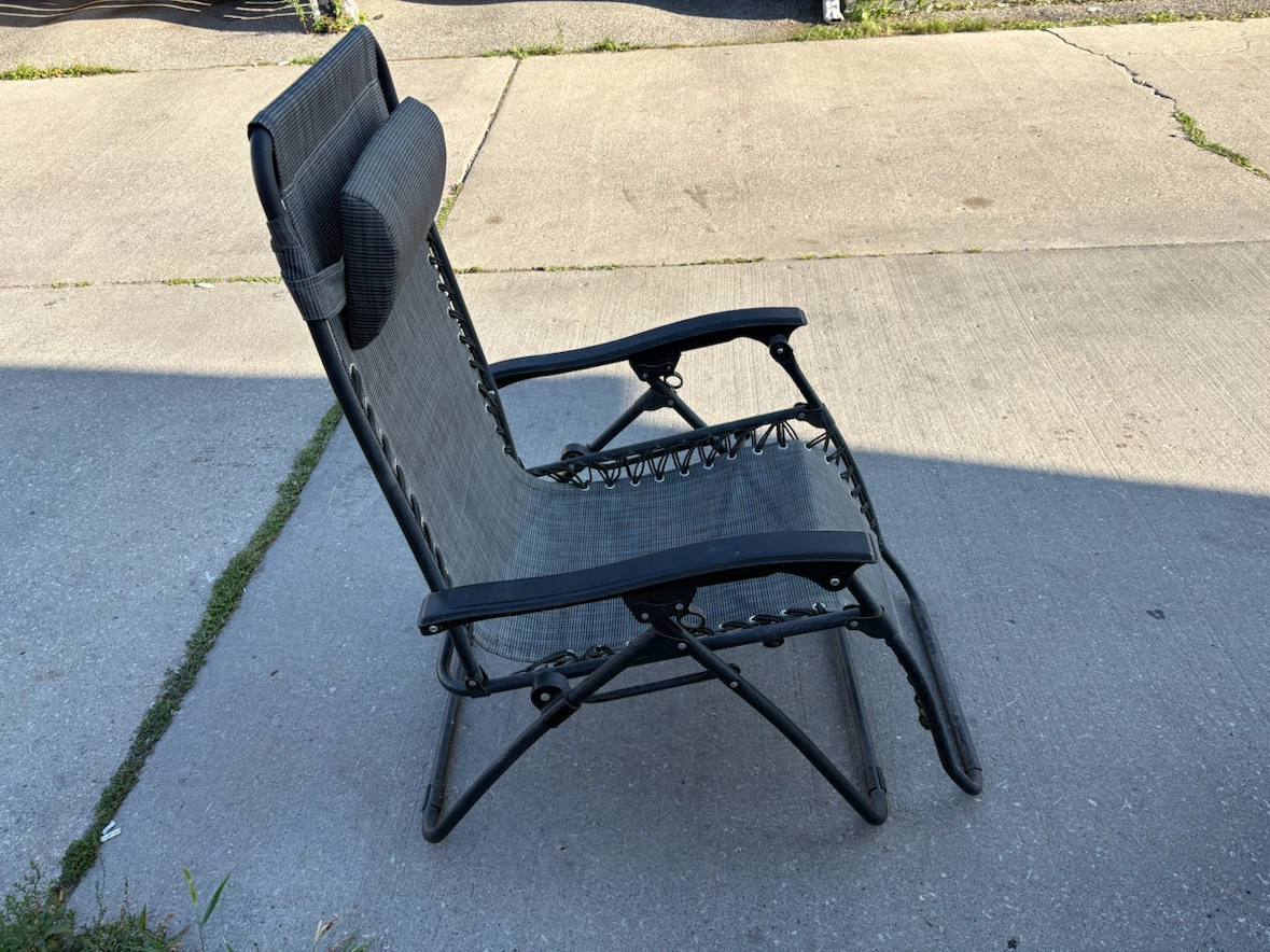 Grey Zero Gravity Chair