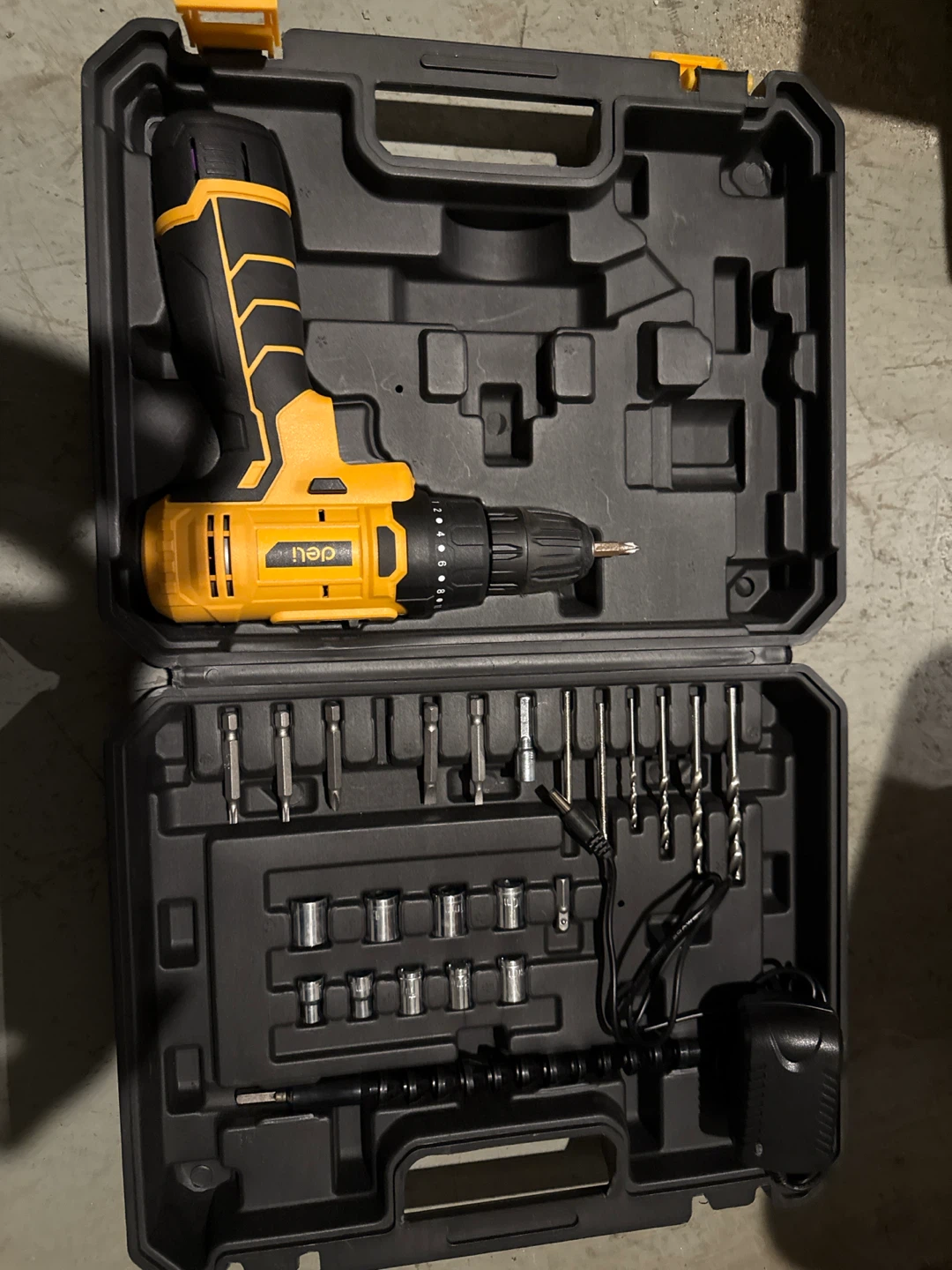 Deli Cordless Drill Set with Case - photo 3