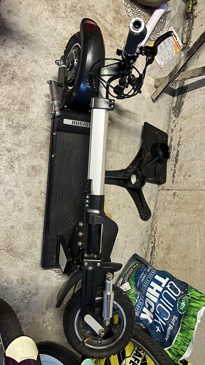 BOGIST Electric Scooter missing charger
