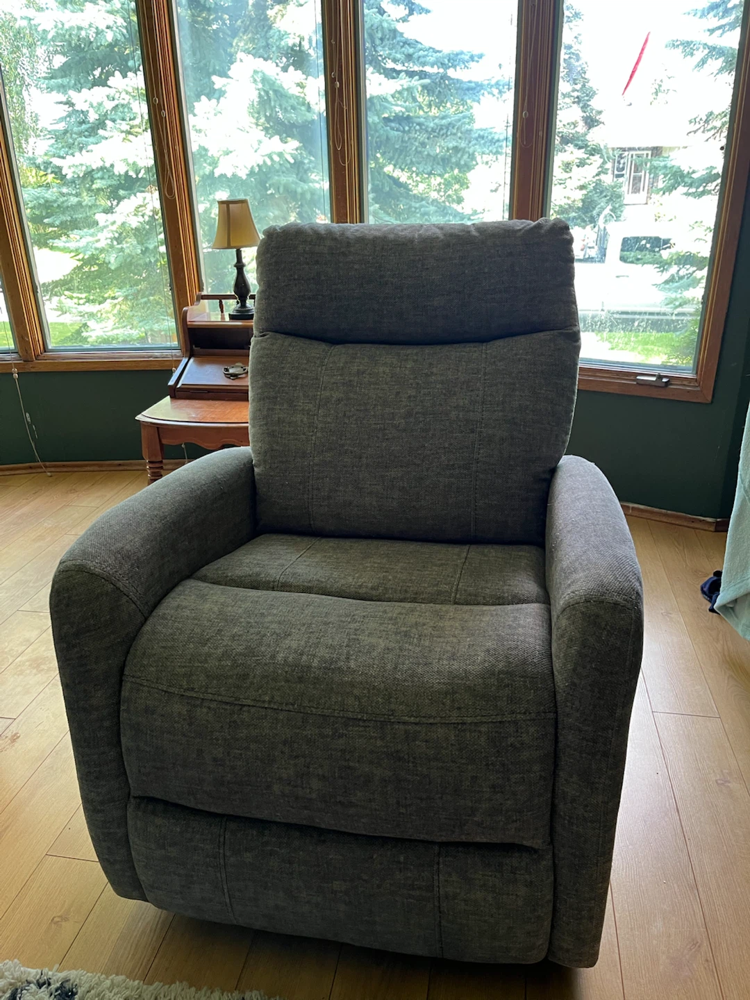Grey Fabric Recliner Chair/ Nursery Chair - photo 3