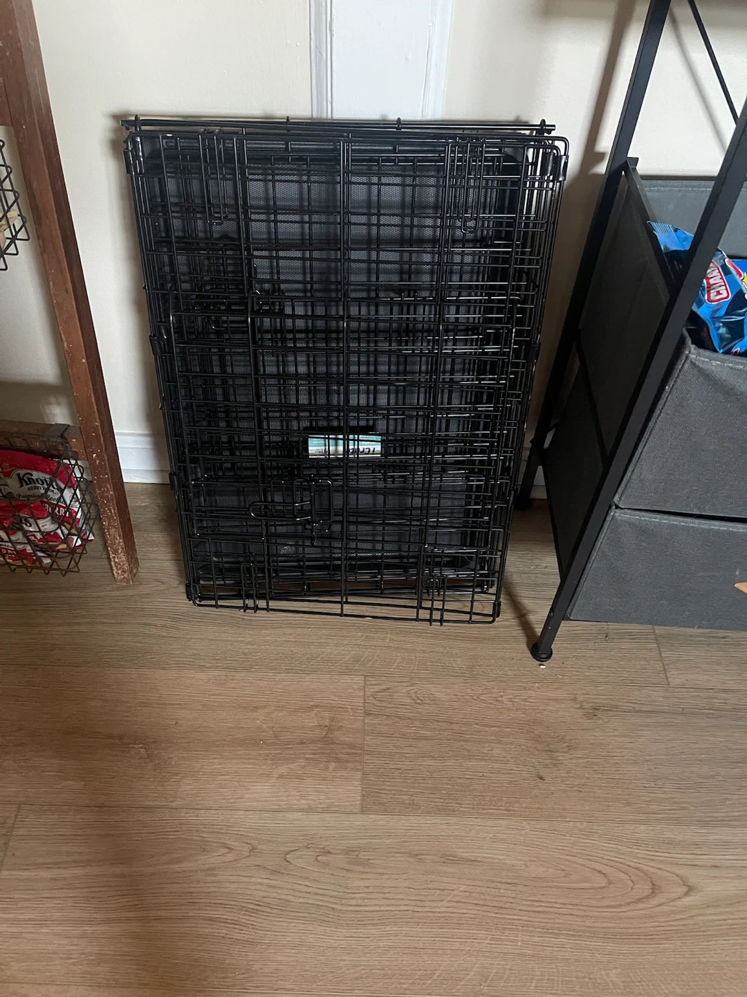 Black Metal Dog Crate