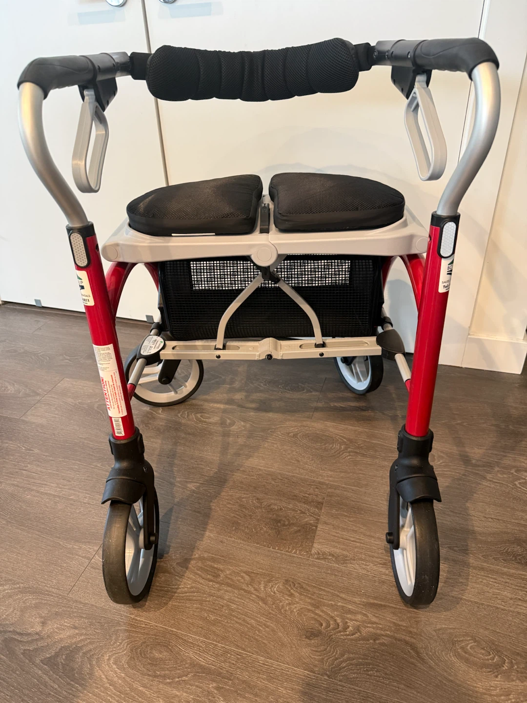 Evolution Xpresso Lite 4 Wheel Walker - photo 2