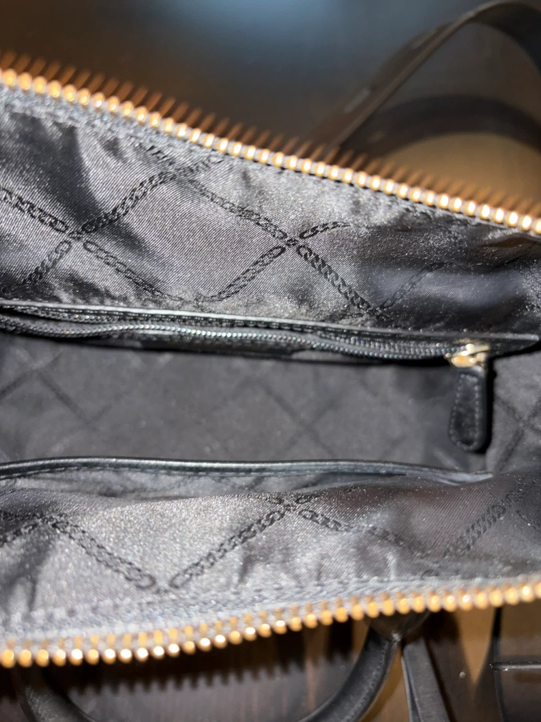 Michael Kors Carine Satchel Black Leather - photo 3