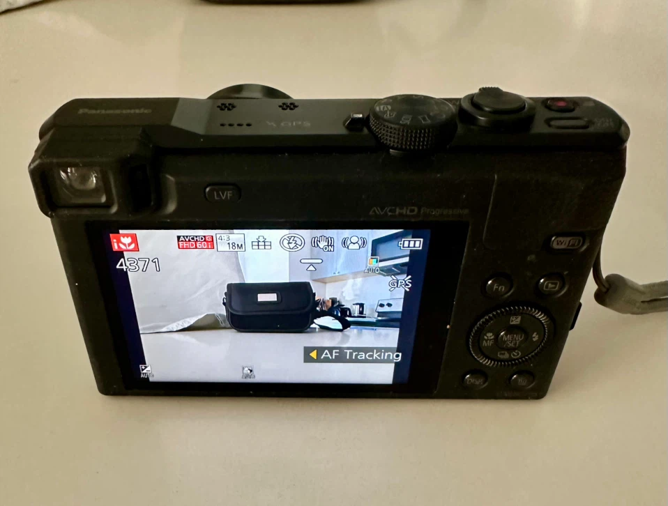 Panasonic Lumix DMC-ZS40 Digital Camera - photo 4